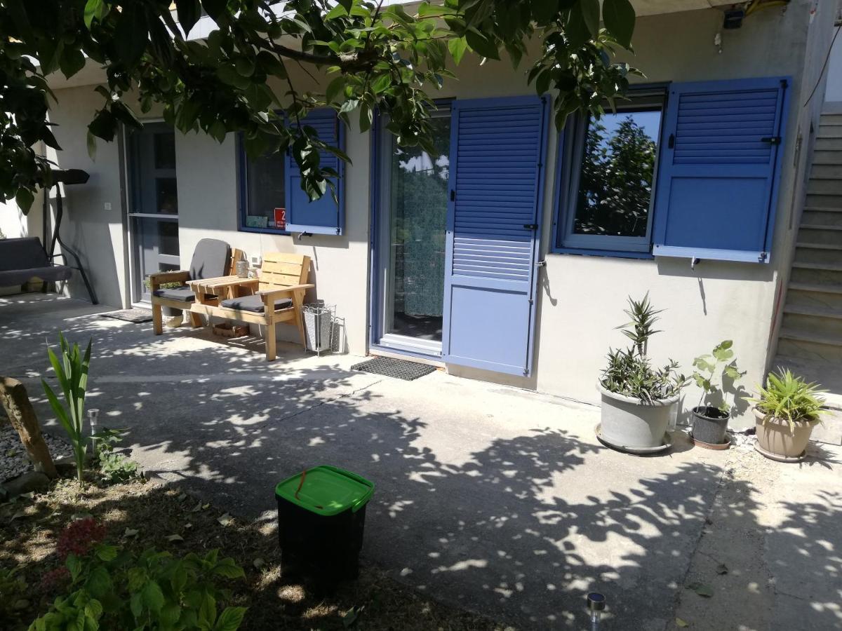 לוסיה Apartma Salvia-Guest House מראה חיצוני תמונה
