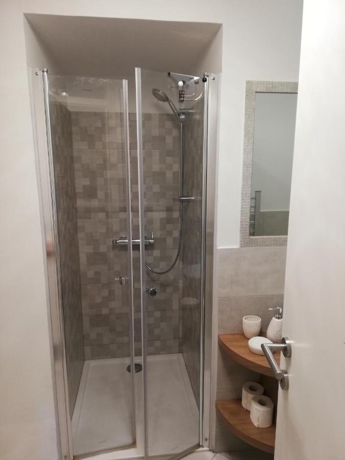 לוסיה Apartma Salvia-Guest House מראה חיצוני תמונה