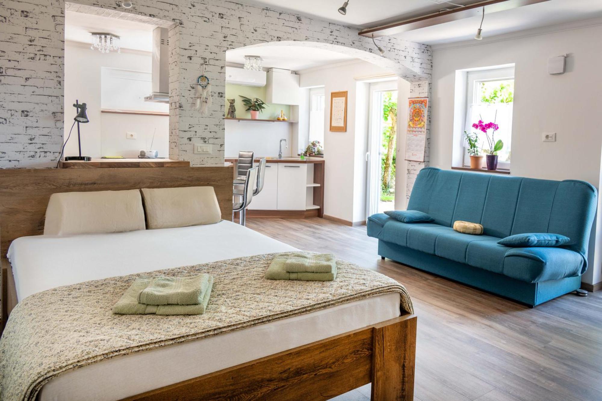 לוסיה Apartma Salvia-Guest House מראה חיצוני תמונה